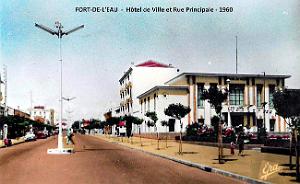 Fort-de-l'eau - Hotel de Ville et Rue Principale - 1960
